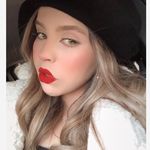 Aileen Brito - @aileen.brtt Instagram Profile Photo