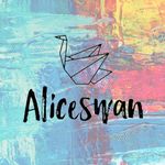 Alice Swan - @aliceswan.cl Instagram Profile Photo