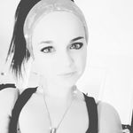 Amanda Glenn - @amanda.glenn.3576224 Instagram Profile Photo