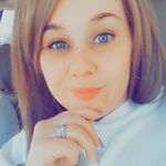 Amber Smalley - @amberhall1513 Instagram Profile Photo
