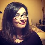 Amy Bratcher - @books_and_bobbypins Instagram Profile Photo