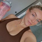Amy Osborne - @amyyosborne Instagram Profile Photo