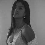 Ana Velazquez - @anavelaes Instagram Profile Photo