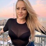 Angela Holly - @ange.laholly Instagram Profile Photo