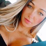 Anna Karla Motta - @anninhmelo Instagram Profile Photo