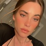anna fricks - @anna_fricks Instagram Profile Photo