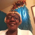 Bessie Lambert - @7409bessie Instagram Profile Photo