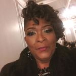 Beverly Barr - @beverly.barr.77 Instagram Profile Photo