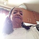 Beverly Newell - @beverly.newell.184 Instagram Profile Photo
