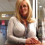 beverly teasley - @beverlyteasley199537 Instagram Profile Photo