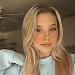 Brandi Moore - @_brandimoore Instagram Profile Photo