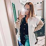Brooke Chapman - @ayeitsbrookke Instagram Profile Photo