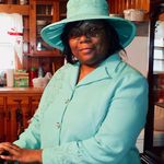 Candice Dickens - @blessedbygod252 Instagram Profile Photo