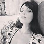 Carol Malone - @carol_malone_vlc Instagram Profile Photo