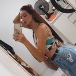 Caroline - @caroline.nicoletti Instagram Profile Photo