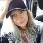 Carolyn England - @carolyn_theresa_england Instagram Profile Photo
