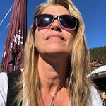Carolyn Newton - @caggieab Instagram Profile Photo