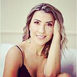 Ana Carolina Tratz - @carolatratz Instagram Profile Photo