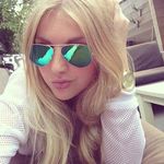 charlotte brotherton - @charlottebrothertontr Instagram Profile Photo