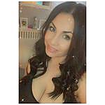 Charlotte Winn - @char_winn Instagram Profile Photo