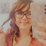 Michelle Hooper - @shell_cherie Instagram Profile Photo