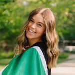 Courtney Bates - @_courtneybates Instagram Profile Photo