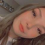 _courtneysells - @_courtneysells Instagram Profile Photo