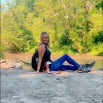 Crystal Burrus - @cburrus200515 Instagram Profile Photo