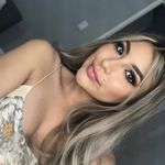 Crystal Romero - @ayecrystal_ Instagram Profile Photo