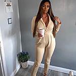 Danielle West - @_daniellewest Instagram Profile Photo