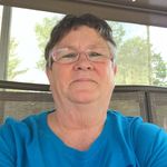 Debbie Carter - @debbie.carter.902266 Instagram Profile Photo