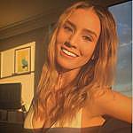 Dena Ross - @_denaross Instagram Profile Photo