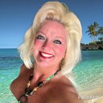 Diana Sullivan - @dianasullivan Instagram Profile Photo