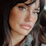 Diane West - @dianewest2021 Instagram Profile Photo