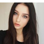 Edna Powell - @ednapowelll Instagram Profile Photo