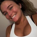Elizabeth Branham - @elizabeth_branham Instagram Profile Photo