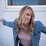 Elizabeth Wenzel - @e3wenzel Instagram Profile Photo