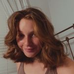 Ellen Fisher - @a.red.hot.mess Instagram Profile Photo