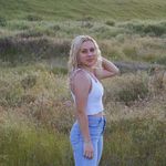 Elena Moorehead - @elenas_camera Instagram Profile Photo