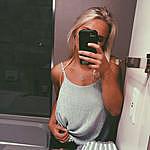 Emily Fry - @emilyfry Instagram Profile Photo