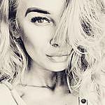emy_graham - @emy_graham Instagram Profile Photo