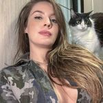 Evelyn Russell - @evelyn232022.1 Instagram Profile Photo