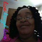 Evelyn Simmons - @evelyn.simmons.794 Instagram Profile Photo