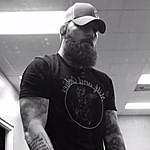 Tim Sanders - @bearded.guy.in.florida Instagram Profile Photo