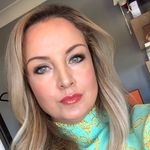Frances Farrell - @franbatmckay Instagram Profile Photo
