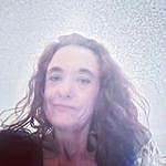 Gloria Henson - @gloria.henson.5249 Instagram Profile Photo