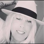 Gloria Lay - @wildflower712 Instagram Profile Photo