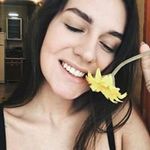 Gwendolyn Hoffman - @iko50897 Instagram Profile Photo