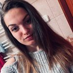 Helena Lutynska - @angellamilner1002 Instagram Profile Photo