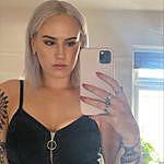 Holly Ashford-Webb - @hollyashfordwebb Instagram Profile Photo